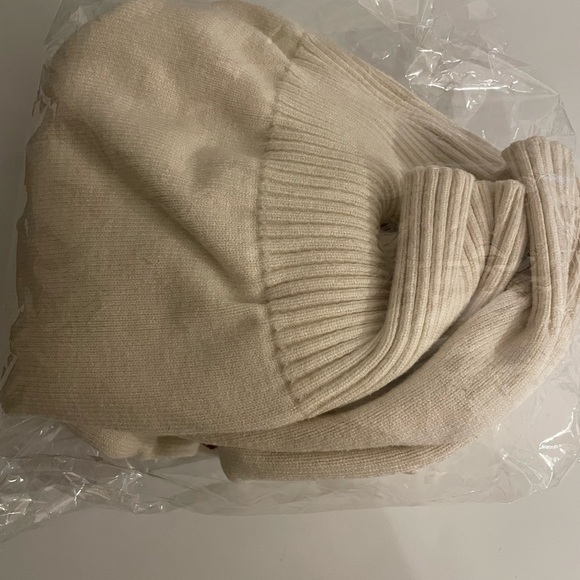 Taylor Swift Red TV Varsity Sweater - Picture 4 of 5